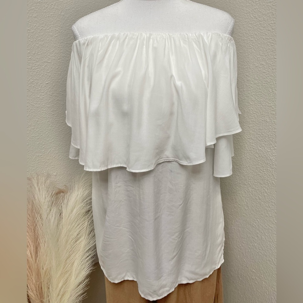 New - White Ruffle Off Shoulder Top